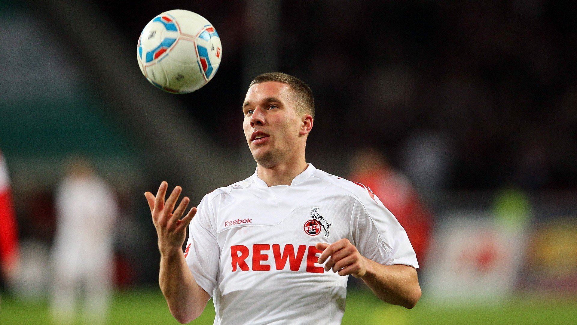 体育文化跨界合作成为新趋势,体育赛事中的跨文化传播分析